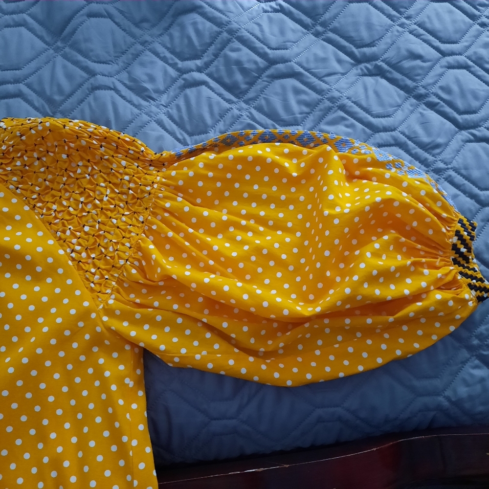 Innika Top - Picture 4 of 6